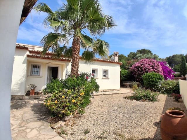 4 slaapkamer Villa te koop in Pinar del Advocat - Cometa, Teulada-Moraira met zwembad garage - € 625.000 (Ref: 9449282)