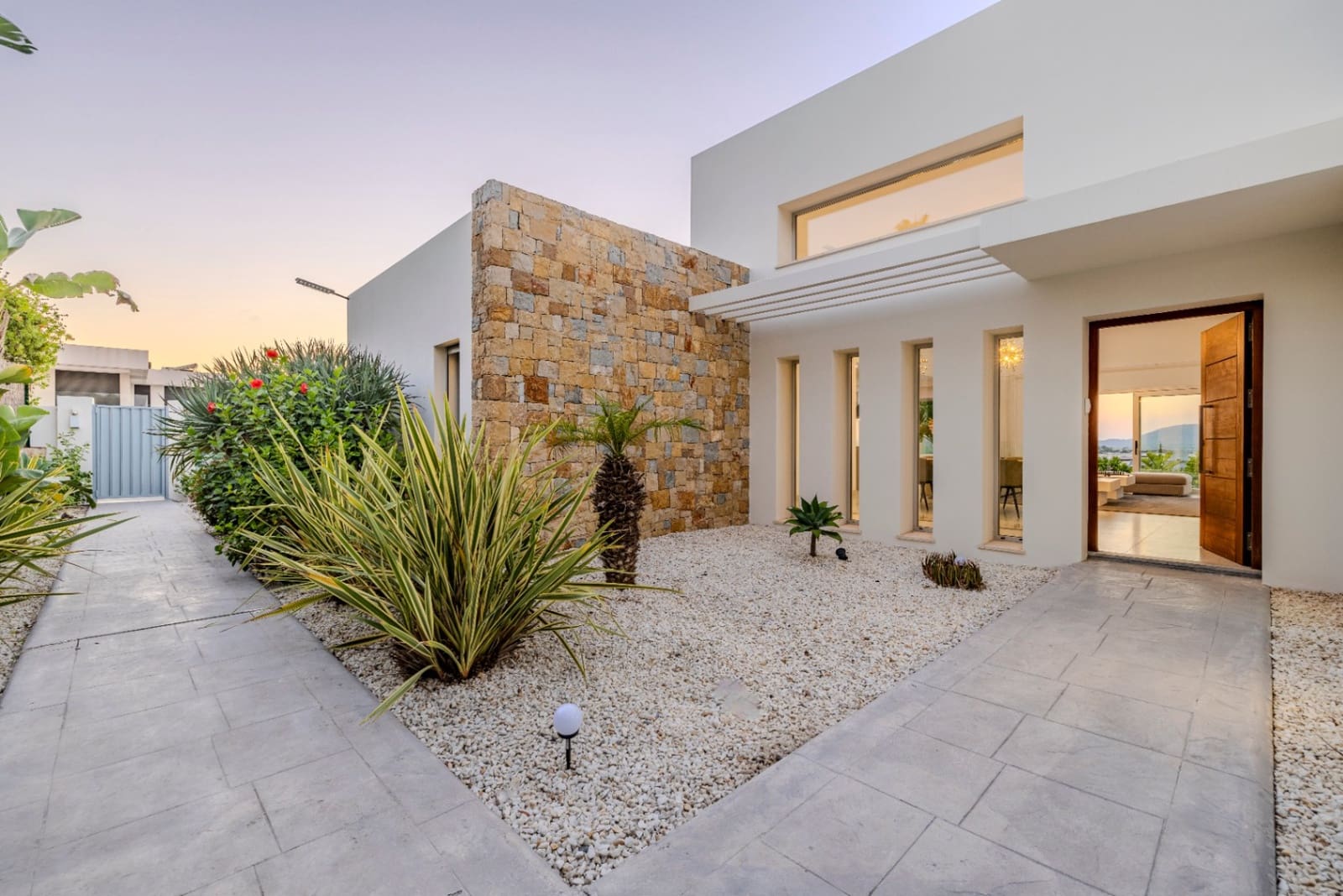 5 sypialnia Willa na sprzedaż w Javea / Xabia z basenem garażem - 1 695 000 € (Ref: 9449285)