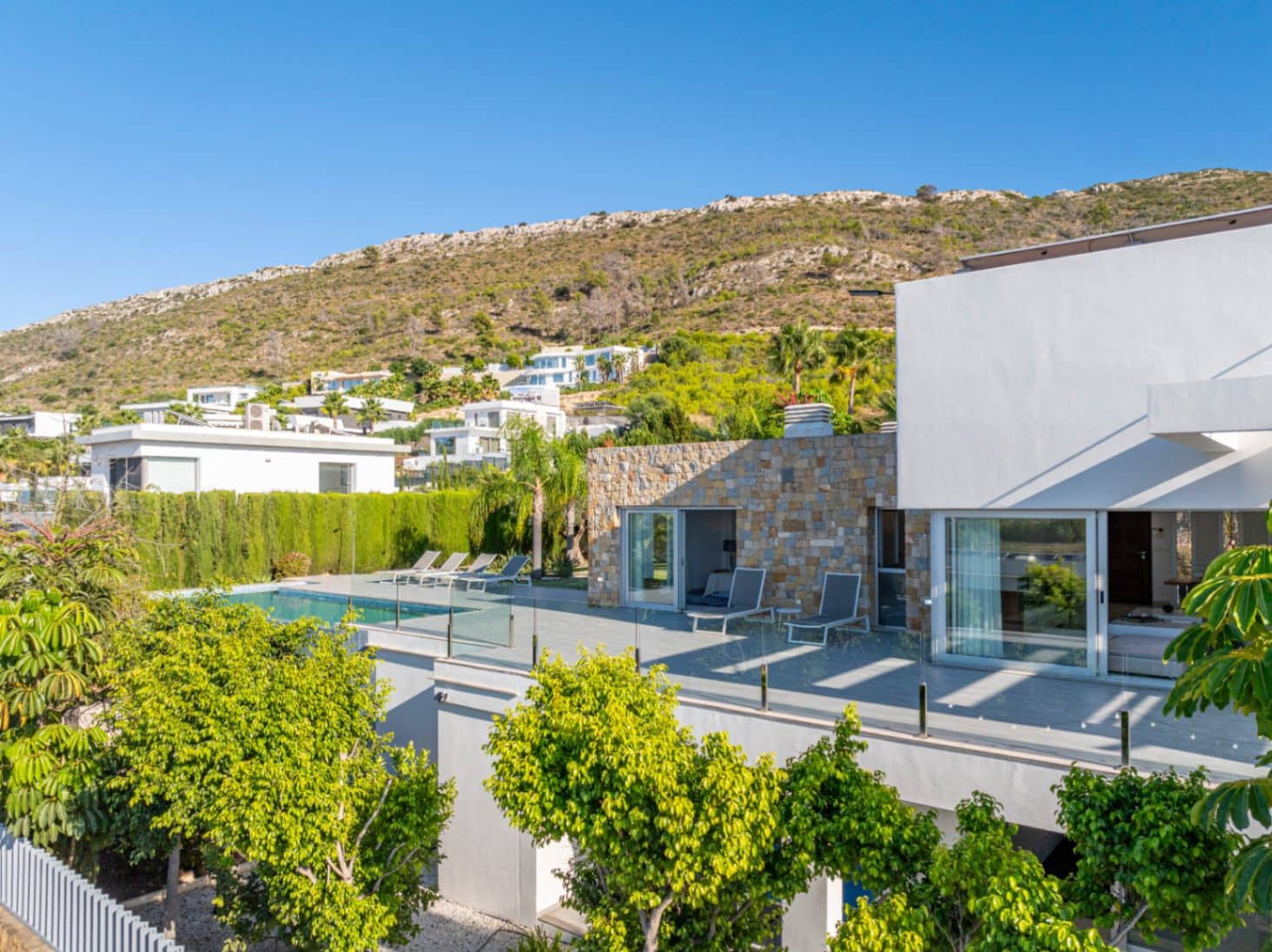 5 sypialnia Willa na sprzedaż w Javea / Xabia z basenem garażem - 1 695 000 € (Ref: 9449285)