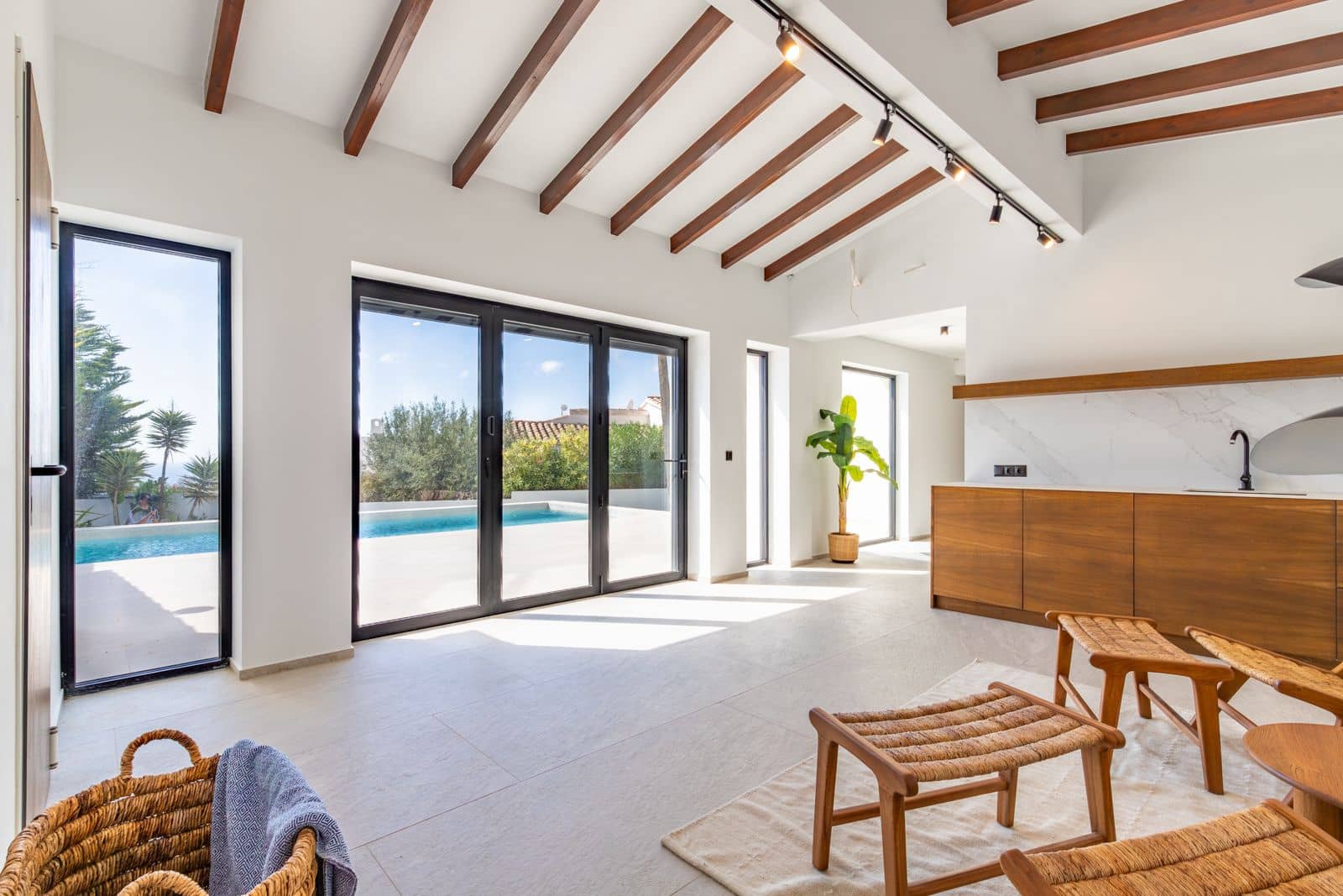 5 soverom Villa til salgs i Benitachell / Benitatxell med svømmebasseng garasje - € 1 680 000 (Ref: 9449286)