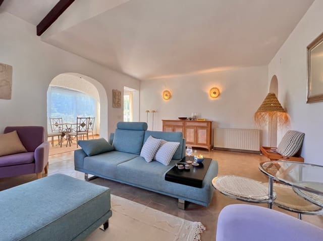 3 chambre Villa/Maison à vendre à Moraira, Teulada-Moraira avec piscine - 635 000 € (Ref: 9503243)