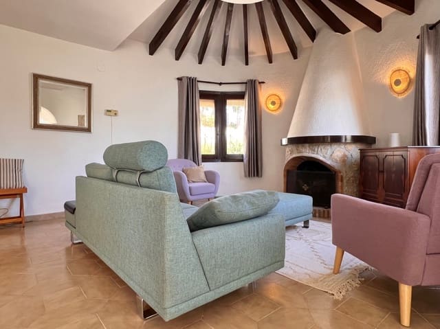 3 soverom Villa til salgs i Moraira, Teulada-Moraira med svømmebasseng - € 635 000 (Ref: 9503243)