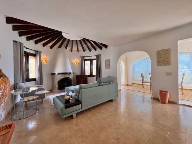 3 soverom Villa til salgs i Moraira, Teulada-Moraira med svømmebasseng - € 635 000 (Ref: 9503243)