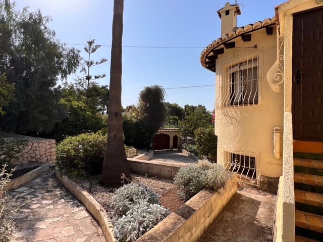 3 soverom Villa til salgs i Moraira, Teulada-Moraira med svømmebasseng - € 635 000 (Ref: 9503243)