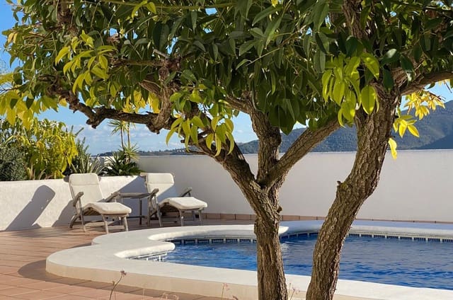 3 Zimmer Villa zu verkaufen in Jalón / Xaló mit Garage - 585.000 € (Ref: 9525581)