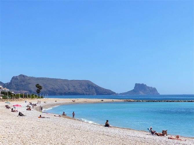 Apartamento de 3 habitaciones en Altea en venta con piscina garaje - 440.000 € (Ref: 9542646)