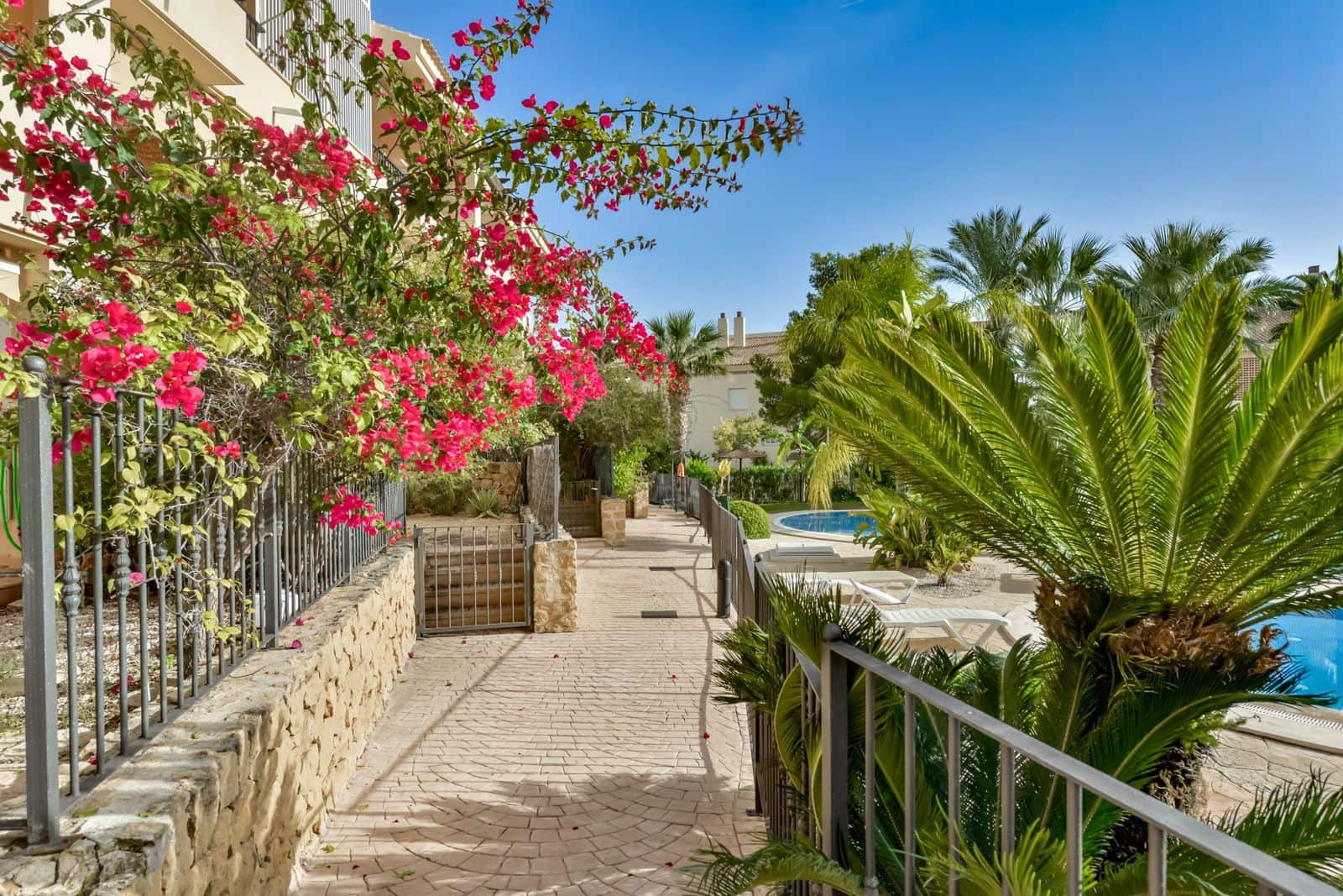 Apartamento de 3 habitaciones en Altea en venta con piscina garaje - 440.000 € (Ref: 9542646)