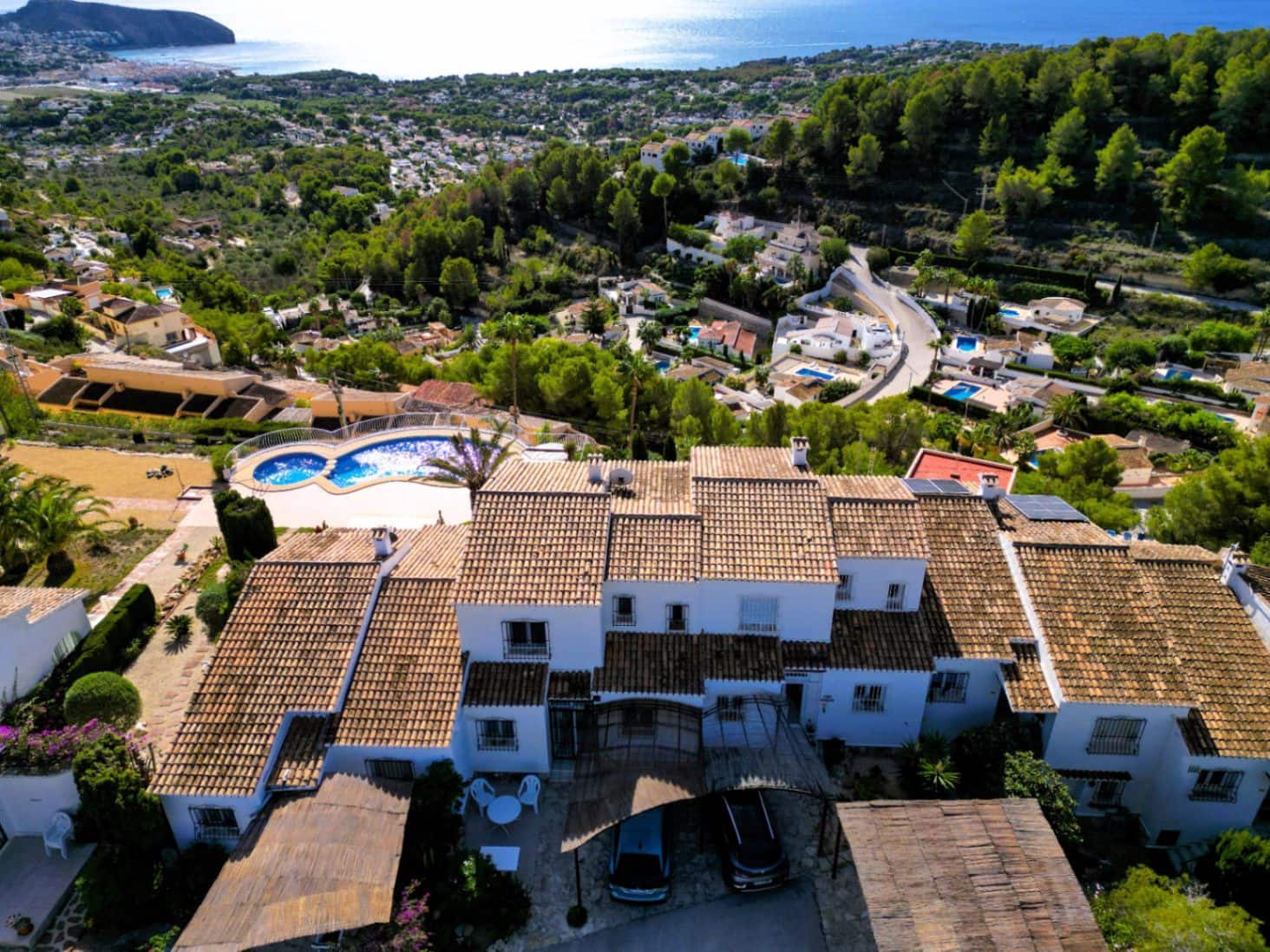 2 soveværelse Rækkehus til salg i Moraira med swimmingpool garage - € 365.000 (Ref: 9566435)