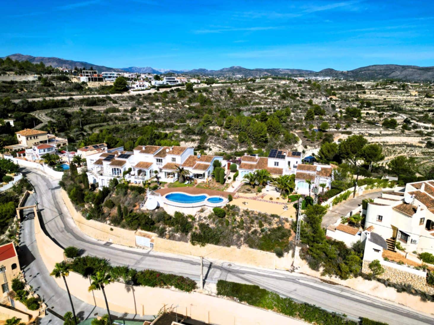 2 soveværelse Rækkehus til salg i Moraira med swimmingpool garage - € 365.000 (Ref: 9566435)