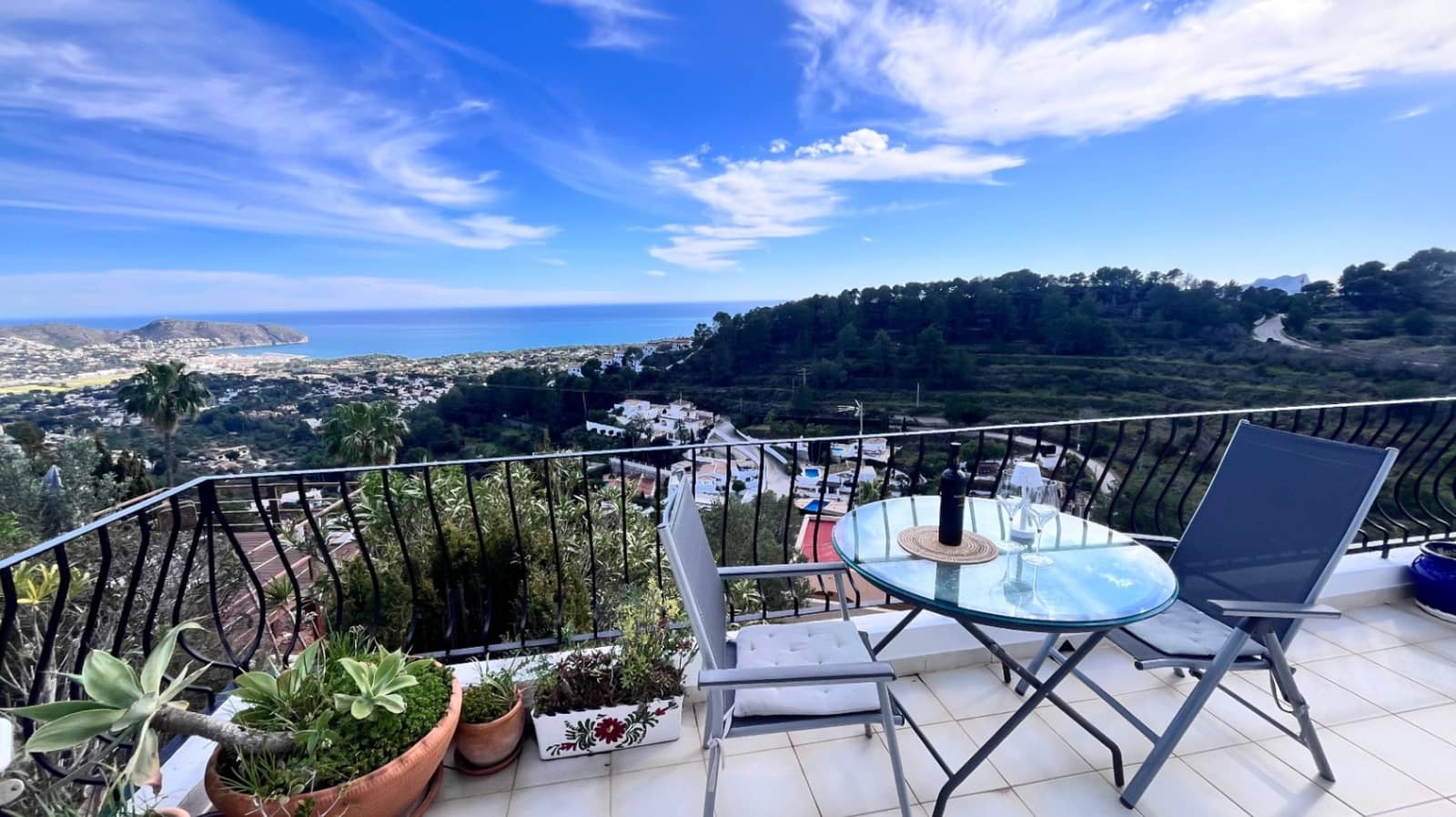 2 bedroom Terraced Villa for sale in Moraira with pool garage - € 365,000 (Ref: 9566435)