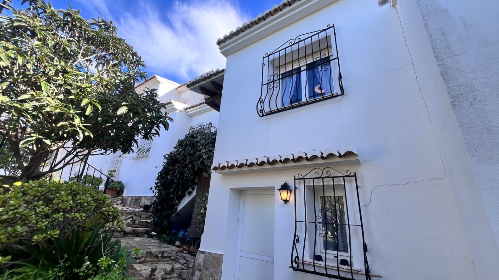 2 bedroom Terraced Villa for sale in Moraira with pool garage - € 365,000 (Ref: 9566435)