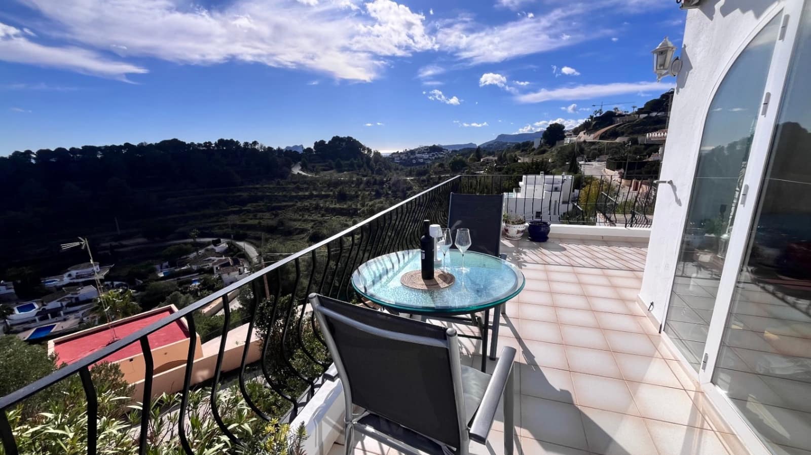 2 bedroom Terraced Villa for sale in Moraira with pool garage - € 365,000 (Ref: 9566435)