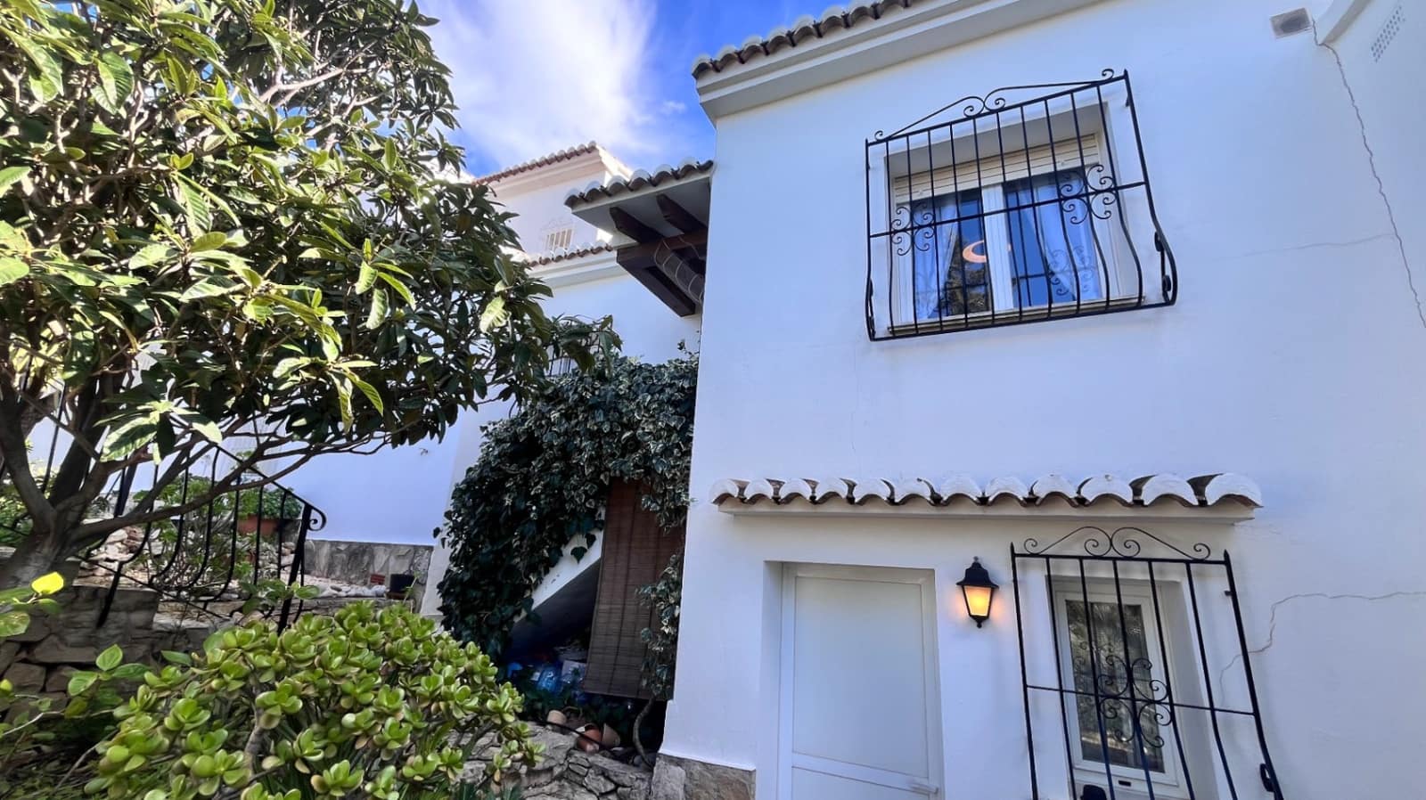 2 bedroom Terraced Villa for sale in Moraira with pool garage - € 365,000 (Ref: 9566435)