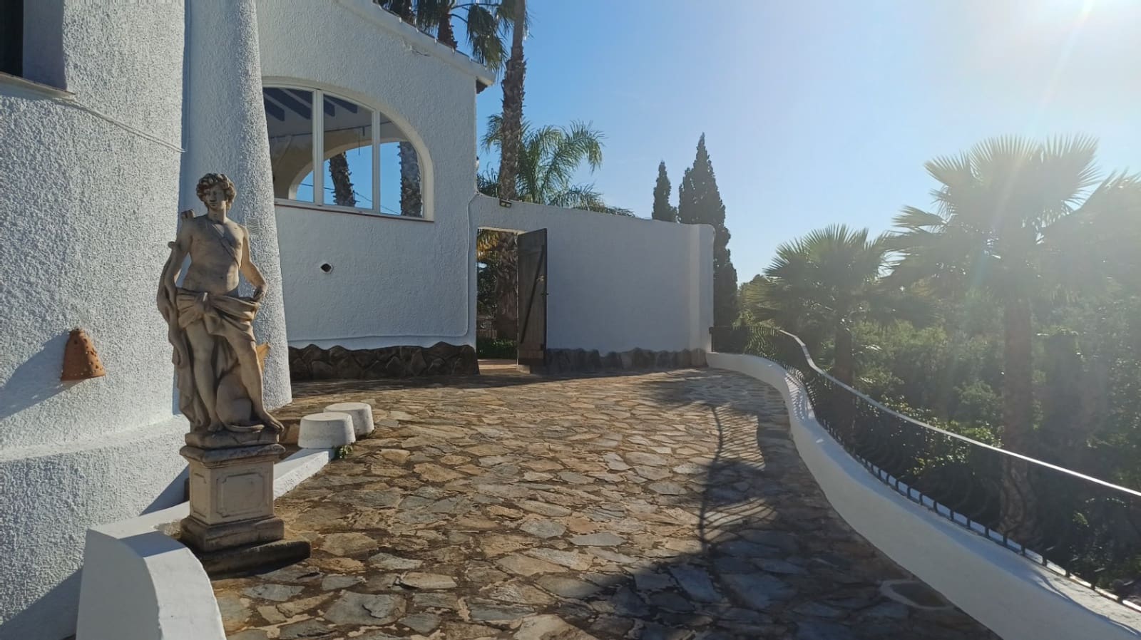 3 makuuhuone Huvila myytävänä paikassa Moraira mukana uima-altaan 
autotalli - 750 000 € (Ref: 9950737)