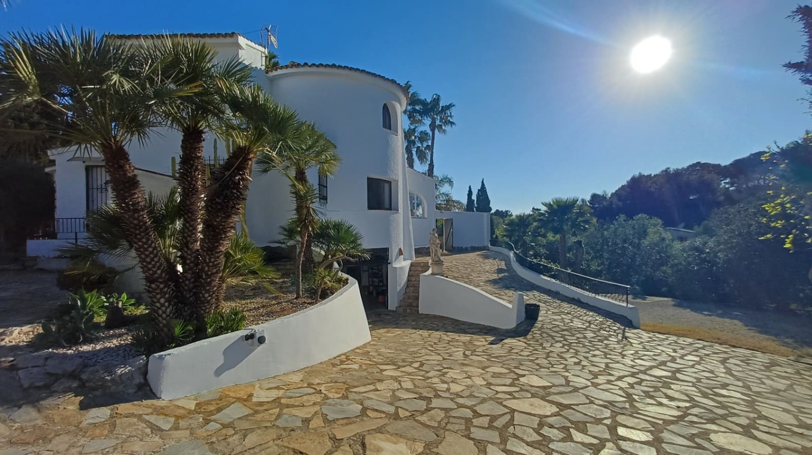 3 makuuhuone Huvila myytävänä paikassa Moraira mukana uima-altaan 
autotalli - 750 000 € (Ref: 9950737)