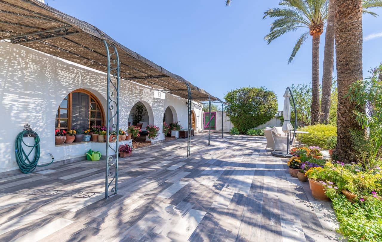 8 soveværelse Finca/Landehus til salg i Moraira med swimmingpool garage - € 1.600.000 (Ref: 9950741)