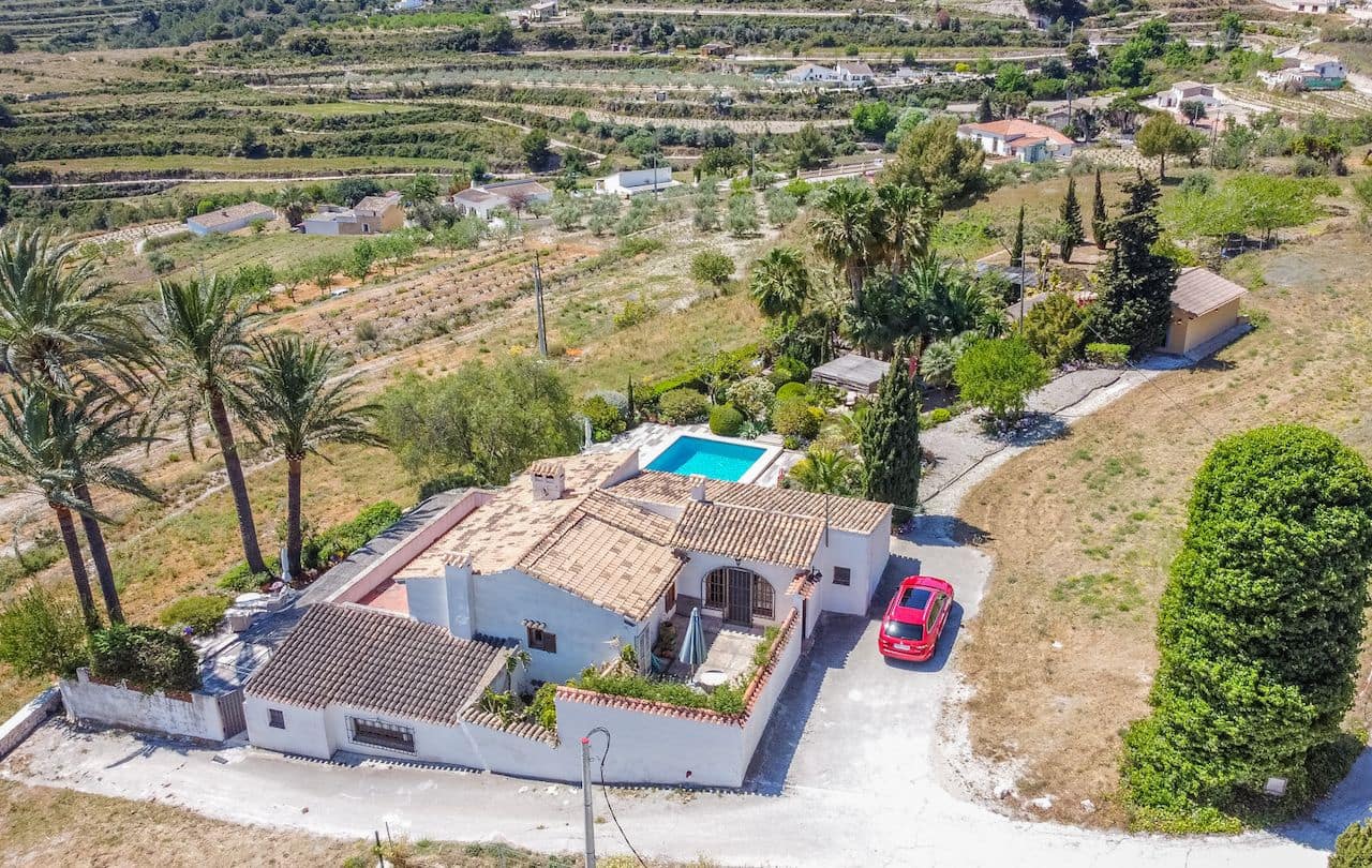8 soveværelse Finca/Landehus til salg i Moraira med swimmingpool garage - € 1.600.000 (Ref: 9950741)