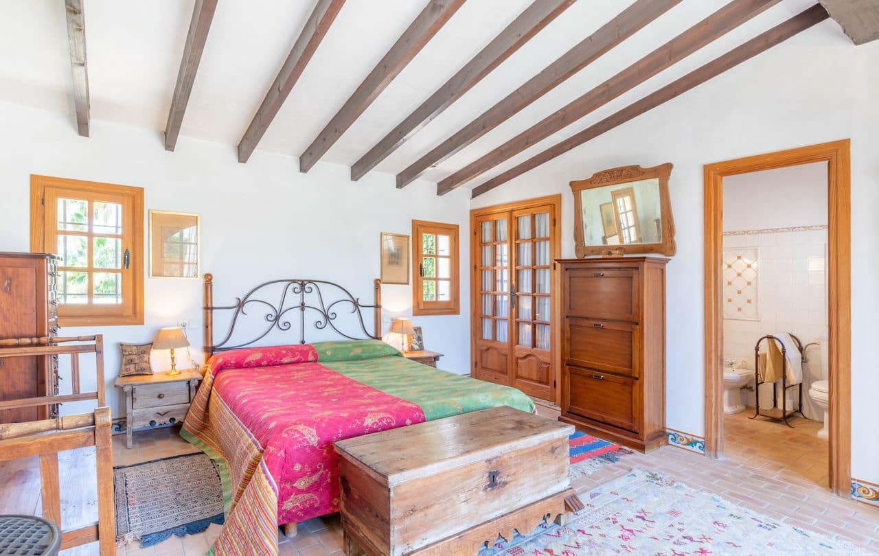 8 soveværelse Finca/Landehus til salg i Moraira med swimmingpool garage - € 1.600.000 (Ref: 9950741)