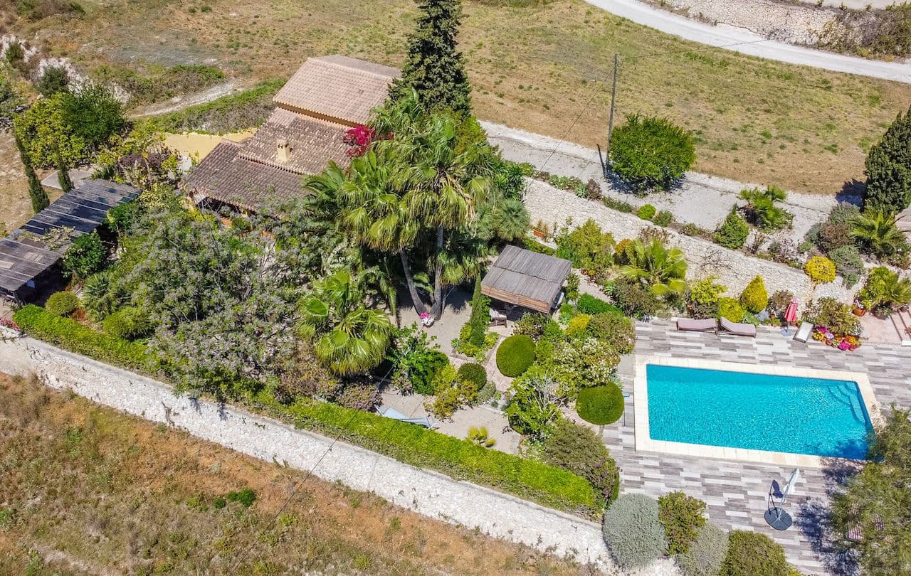 8 soveværelse Finca/Landehus til salg i Moraira med swimmingpool garage - € 1.600.000 (Ref: 9950741)