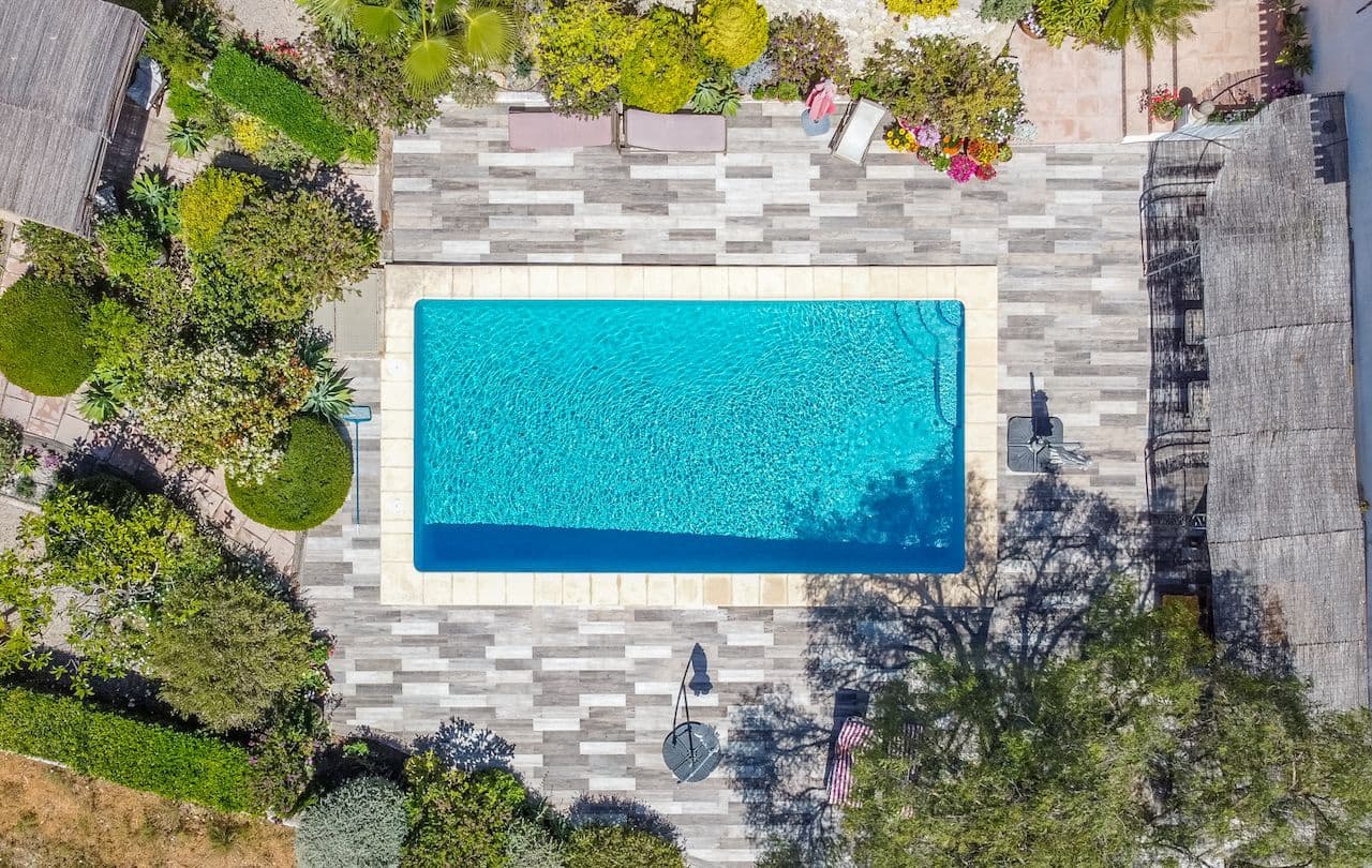 8 soveværelse Finca/Landehus til salg i Moraira med swimmingpool garage - € 1.600.000 (Ref: 9950741)