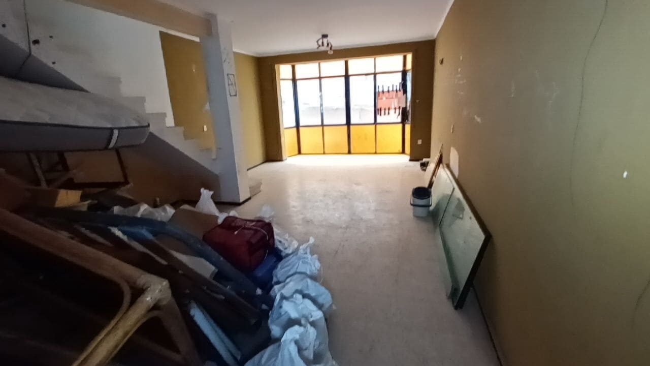 5 bedroom Apartment for sale in L'Estartit - € 280,000 (Ref: 10010349)