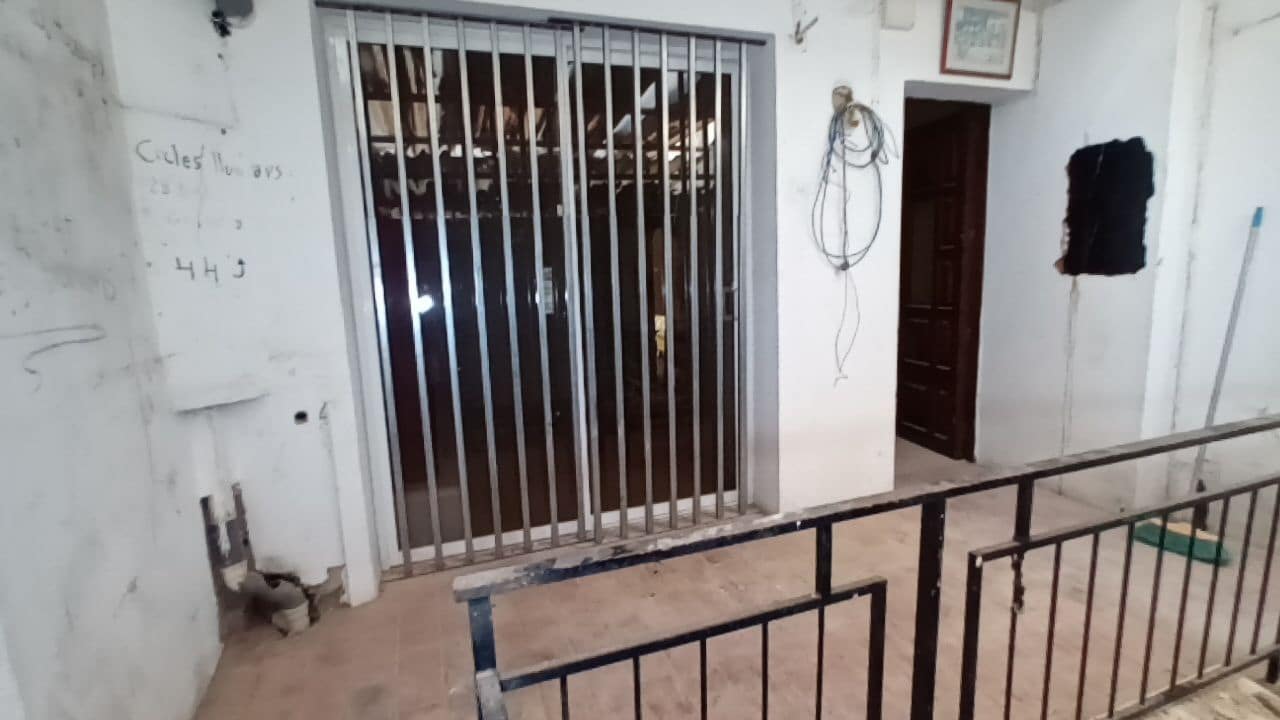 5 bedroom Apartment for sale in L'Estartit - € 280,000 (Ref: 10010349)