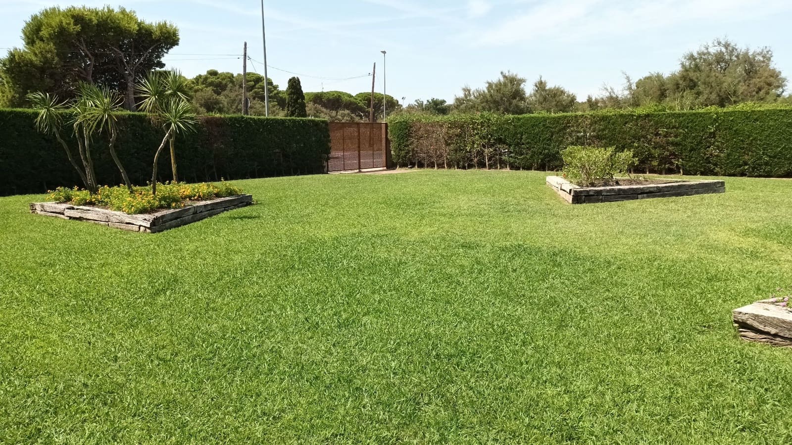 2 bedroom Apartment for sale in L'Estartit with pool - € 159,000 (Ref: 10015079)