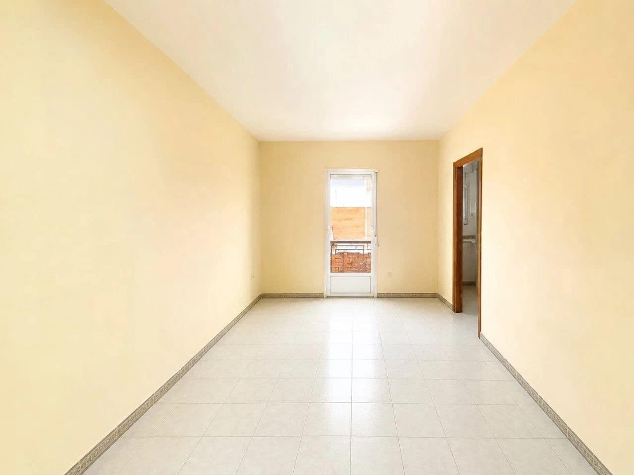 2 bedroom Apartment for sale in Torroella de Montgri - € 129,000 (Ref: 10017070)