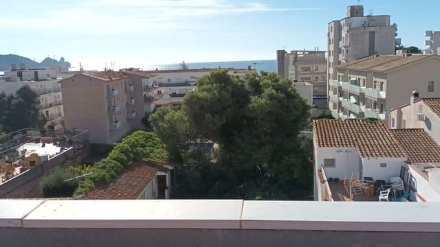 4 slaapkamer Appartement te koop in L'Estartit, Torroella de Montgrí met zwembad garage - € 425.000 (Ref: 10108936)