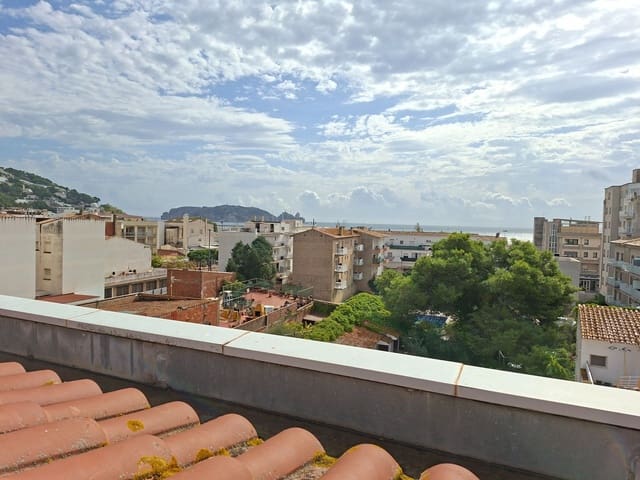 4 bedroom Apartment for sale in L'Estartit, Torroella de Montgrí with pool garage - € 425,000 (Ref: 10108936)