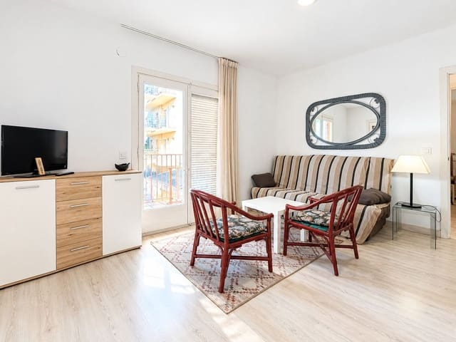 2 slaapkamer Appartement te koop in L'Estartit, Torroella de Montgrí - € 157.000 (Ref: 10184218)