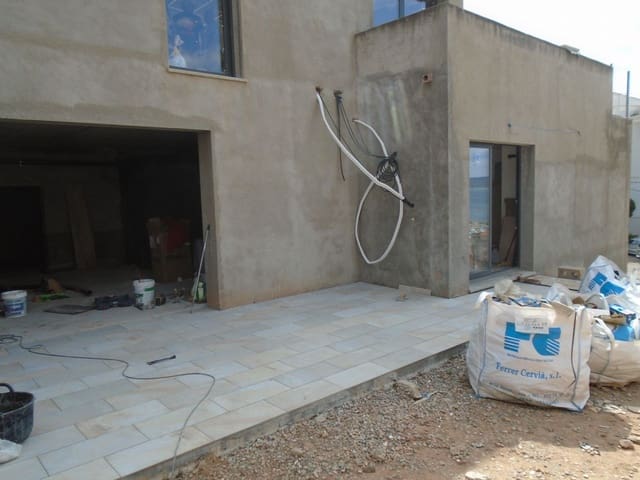 3 bedroom Villa for sale in L'Estartit, Torroella de Montgrí with pool garage - € 989,988 (Ref: 4884508)