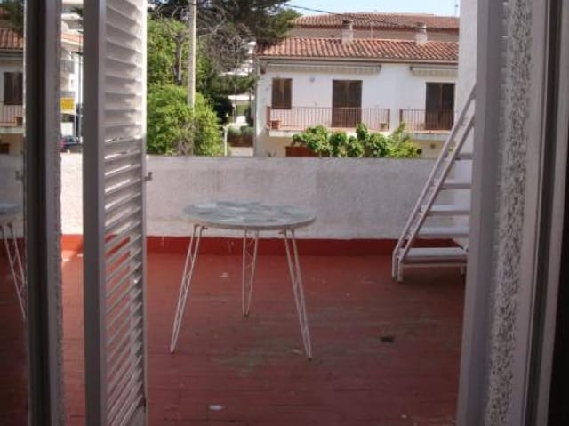 2 bedroom Villa for sale in L'Estartit, Torroella de Montgrí with garage - € 350,000 (Ref: 7494160)