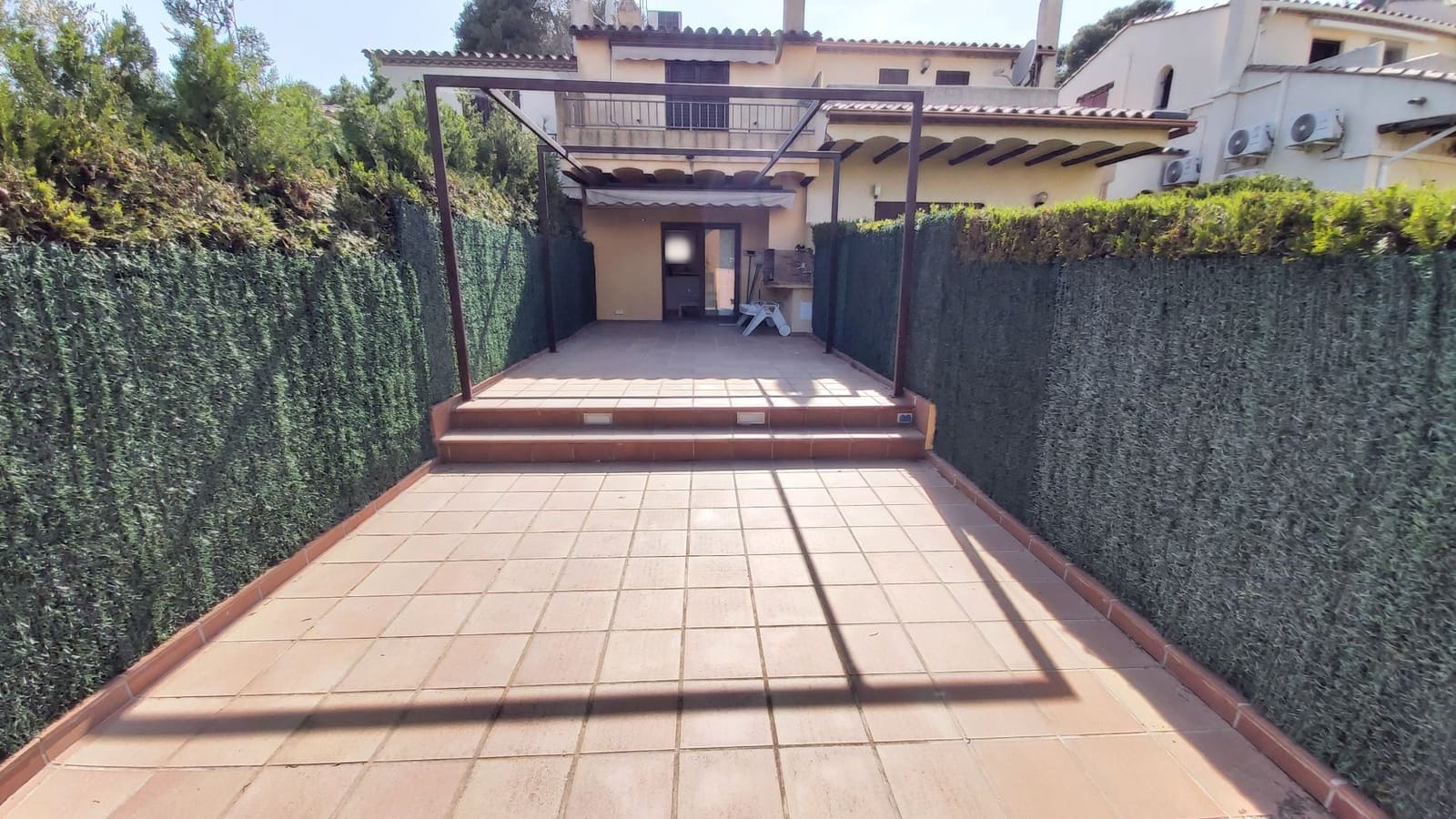 2 soveværelse Villa til salg i L'Estartit med swimmingpool garage - € 275.000 (Ref: 7614373)