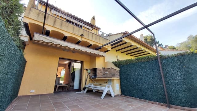 2 slaapkamer Villa te koop in L'Estartit, Torroella de Montgrí met zwembad garage - € 275.000 (Ref: 7614373)