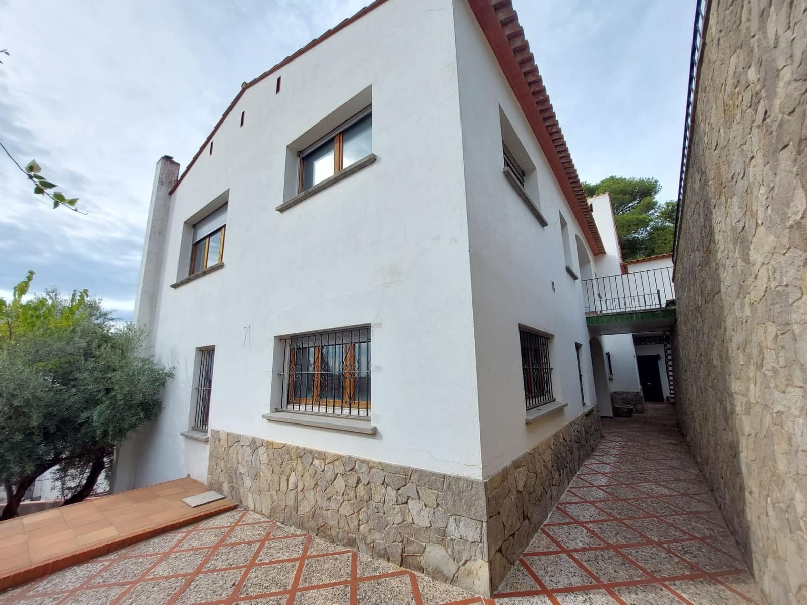 9 soveværelse Villa til salg i L'Estartit med swimmingpool garage - € 899.000 (Ref: 7866202)