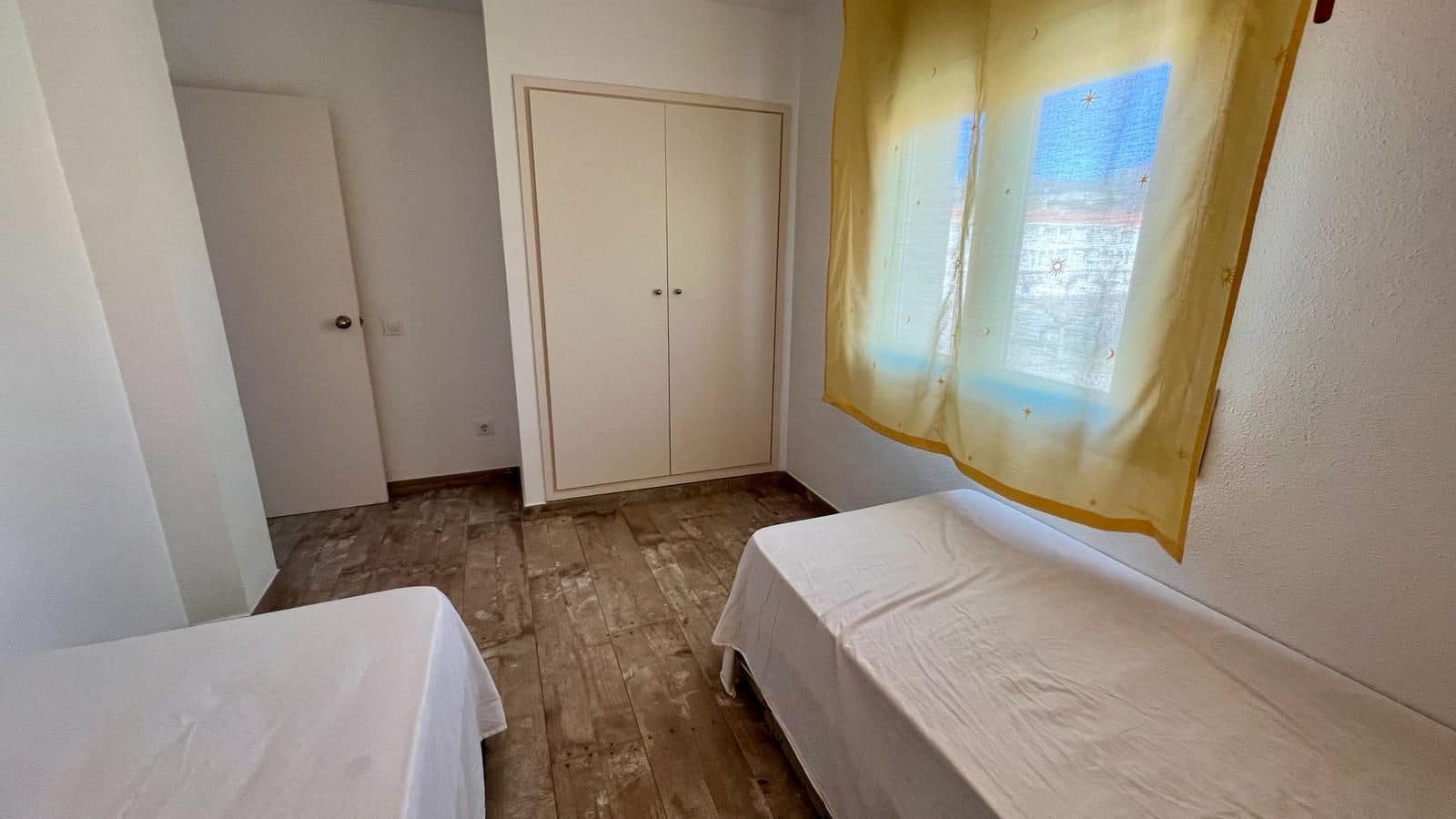 2 soveværelse Lejlighed til salg i L'Estartit med swimmingpool garage - € 275.000 (Ref: 8117194)