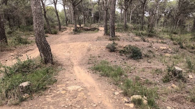 Maalaistalo myytävänä paikassa L'Estartit, Torroella de Montgrí - 25 000 € (Ref: 8222462)