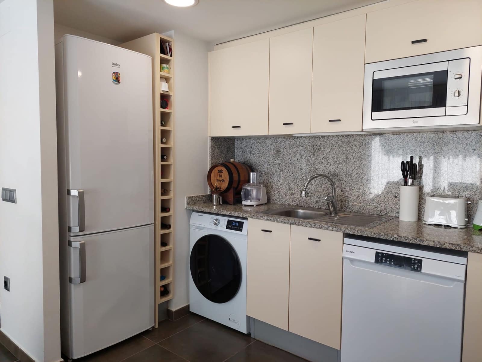 2 soveværelse Lejlighed til salg i L'Estartit med swimmingpool garage - € 275.000 (Ref: 8289053)