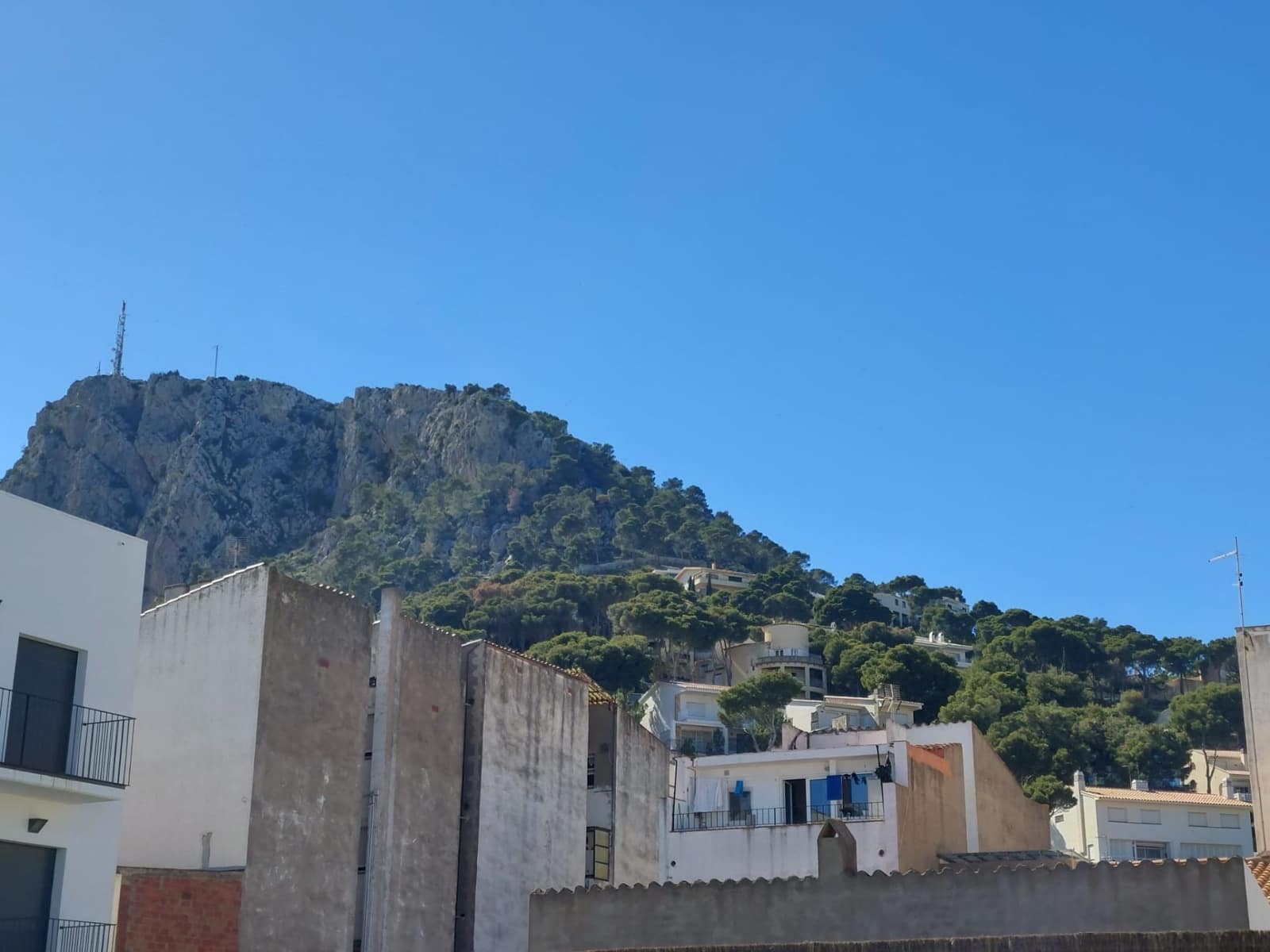 2 soveværelse Lejlighed til salg i L'Estartit med swimmingpool garage - € 275.000 (Ref: 8289053)