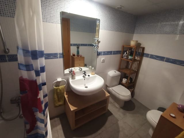 Apartamento de 2 habitaciones en L'Estartit, Torroella de Montgrí en venta con piscina garaje - 215.000 € (Ref: 8333336)