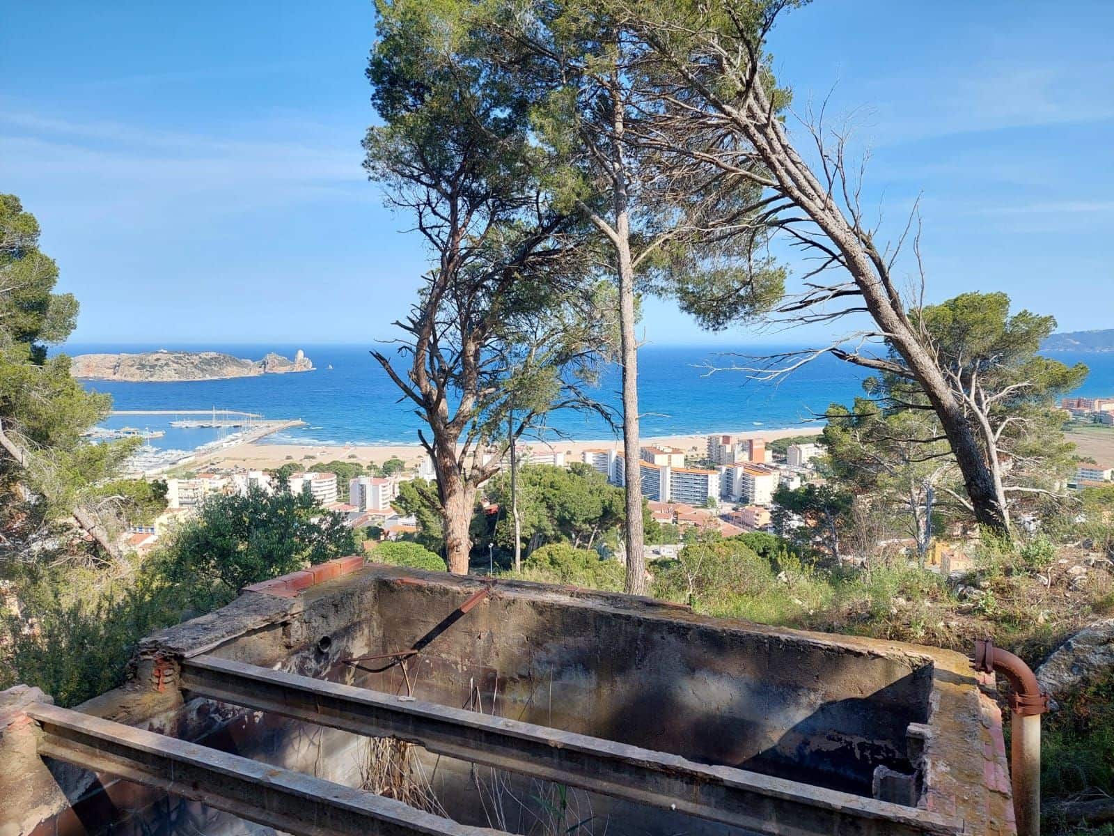 Działka budowlana na sprzedaż w L'Estartit - 98 000 € (Ref: 8339423)