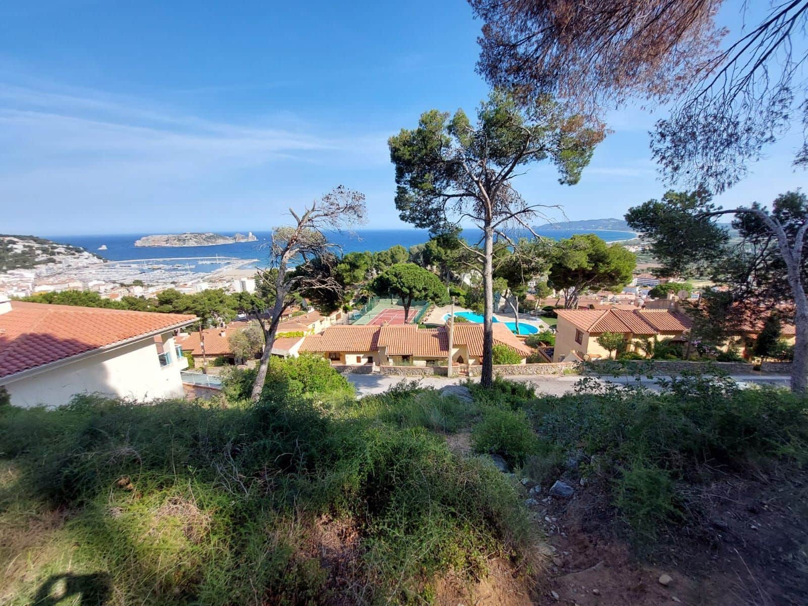 Działka budowlana na sprzedaż w L'Estartit - 98 000 € (Ref: 8339423)