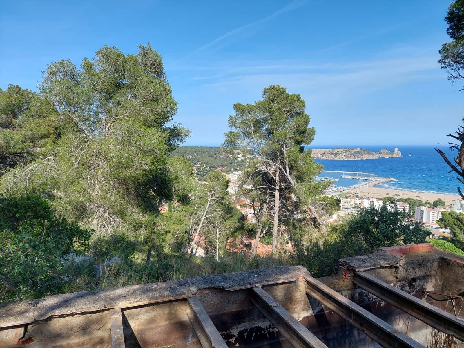 Działka budowlana na sprzedaż w L'Estartit - 98 000 € (Ref: 8339423)