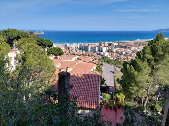 Byggegrund til salg i L'Estartit, Torroella de Montgrí - € 98.000 (Ref: 8339423)