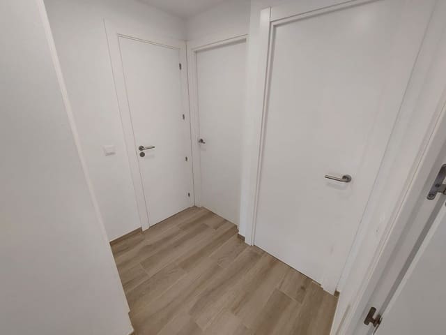 4 bedroom Apartment for sale in L'Estartit, Torroella de Montgrí - € 265,000 (Ref: 8603307)