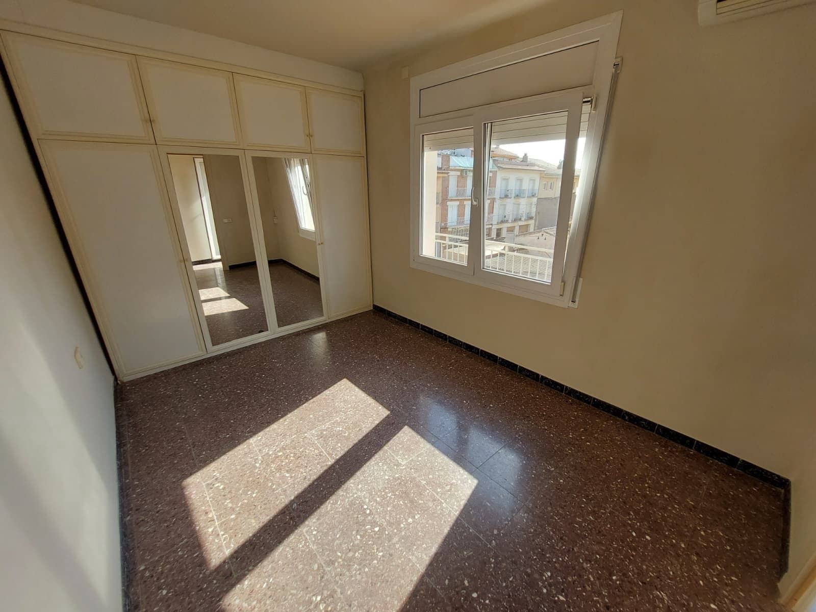 4 Zimmer Villa zu verkaufen in Torroella de Montgri mit Garage - 275.000 € (Ref: 9173220)