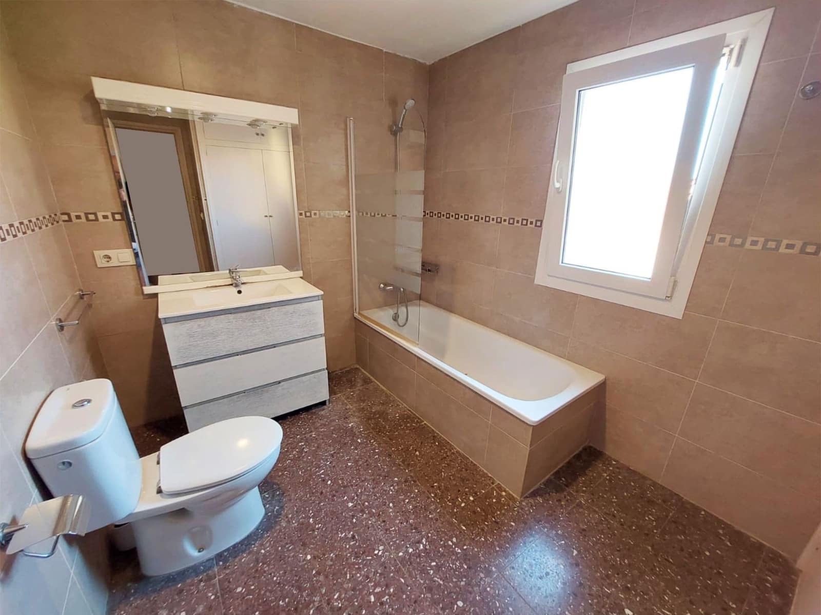 4 Zimmer Villa zu verkaufen in Torroella de Montgri mit Garage - 275.000 € (Ref: 9173220)