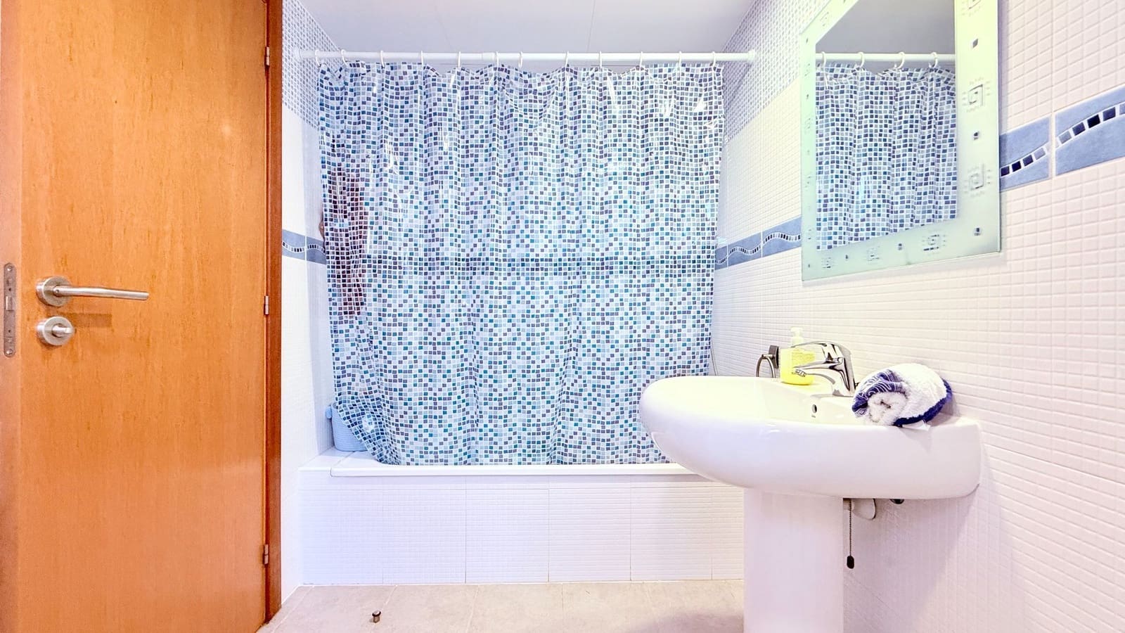 2 bedroom Apartment for sale in L'Estartit with pool garage - € 289,900 (Ref: 9530382)