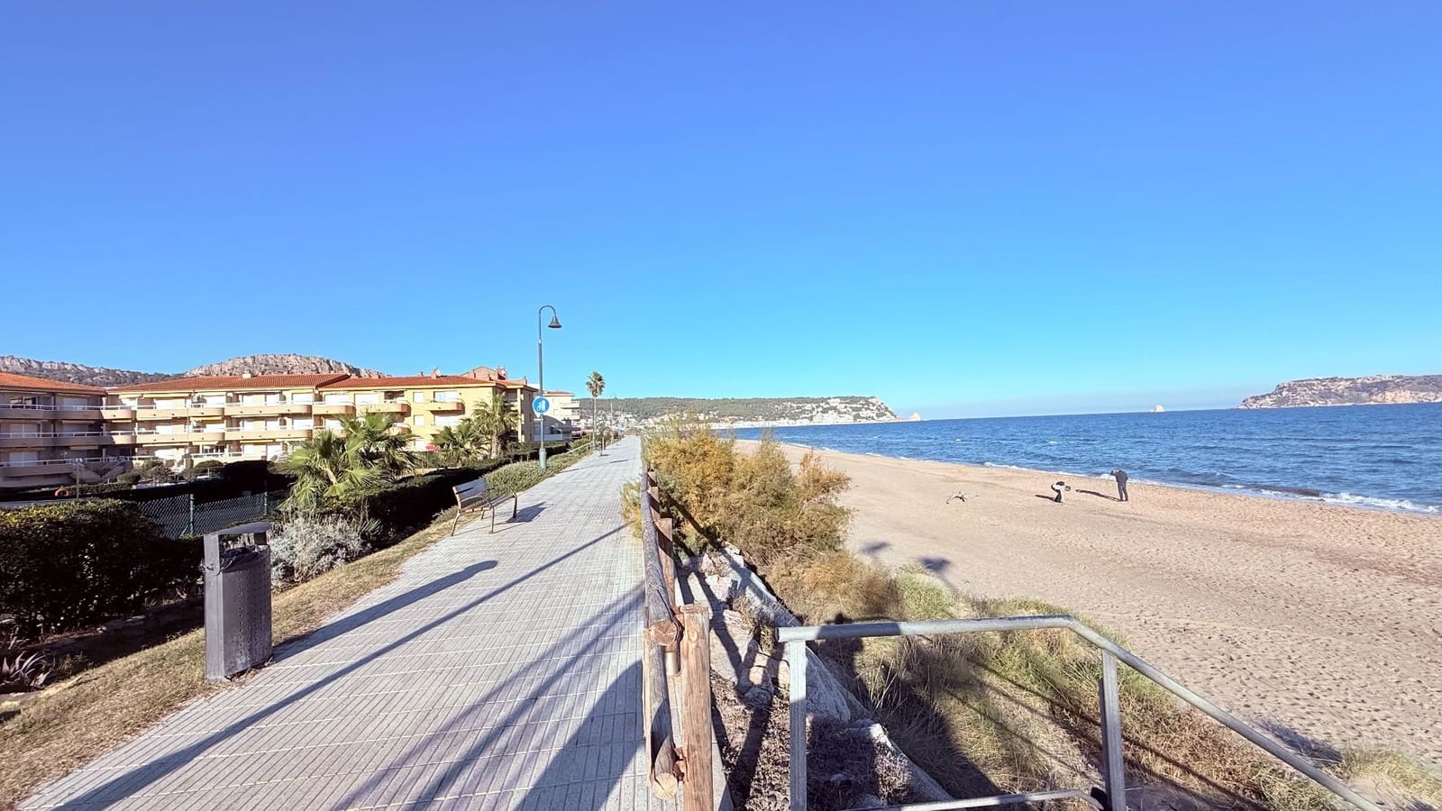 2 bedroom Apartment for sale in L'Estartit with pool garage - € 289,900 (Ref: 9530382)